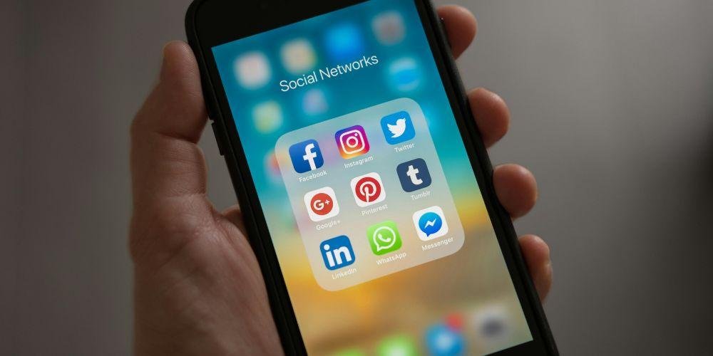Is WhatsApp safe for kids